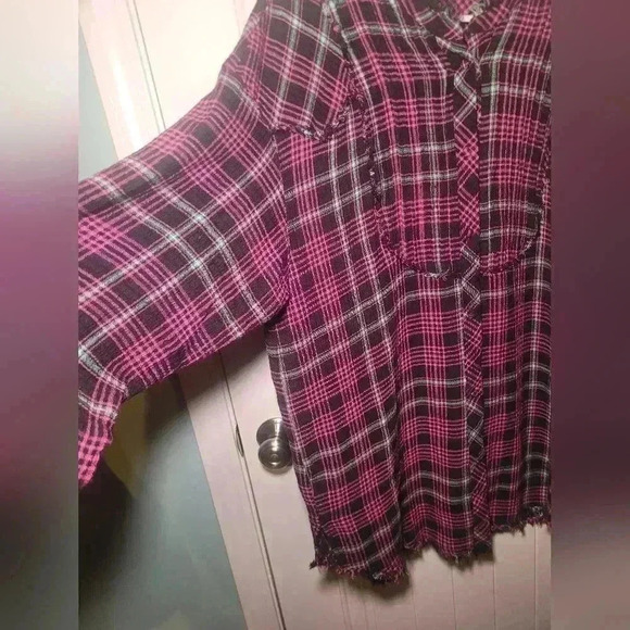 Intimately, by free people button down top size medium. - Picture 2 of 7